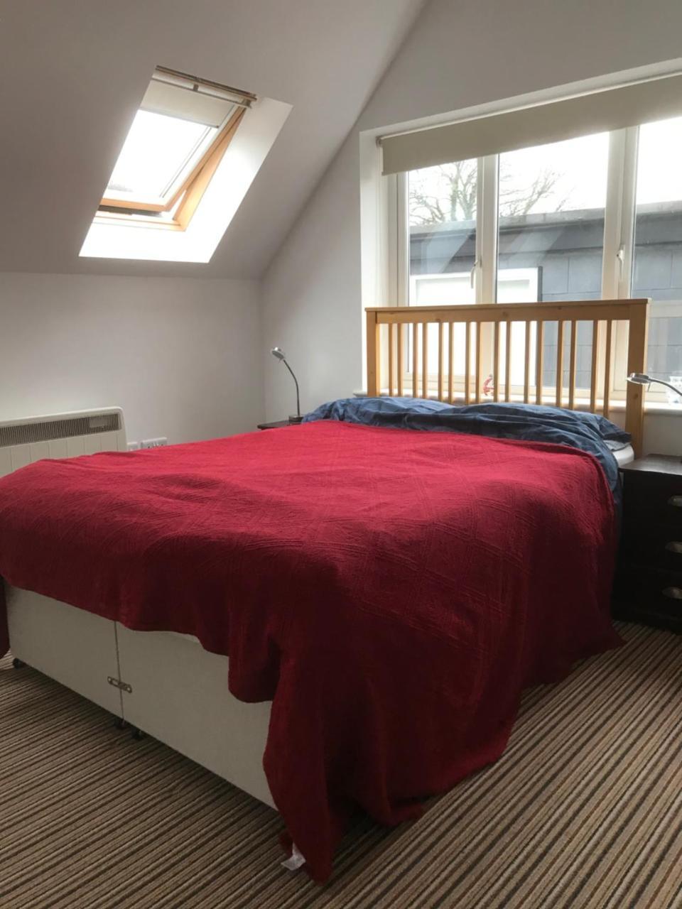 Studio Above Worlds End Microbrewery And Behind The Crown Inn Pewsey 외부 사진